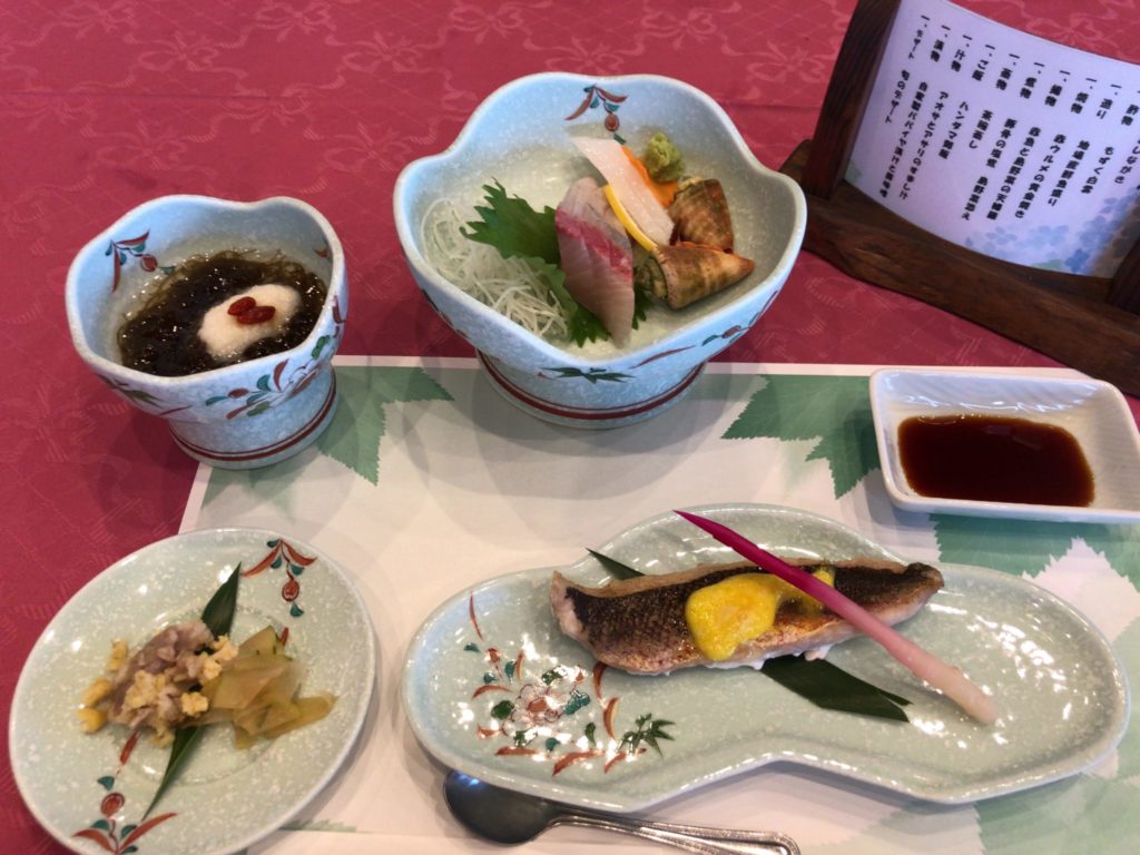 奄美大島のコーラルパームスの夕食